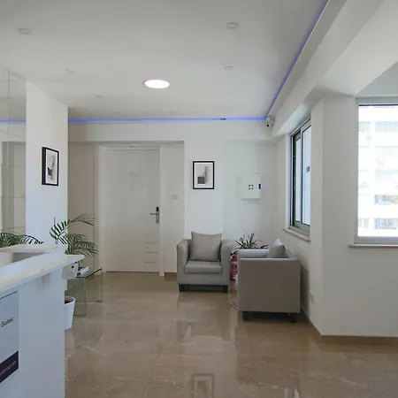 Phaedrus Living: Luxury 504 * Nicosia